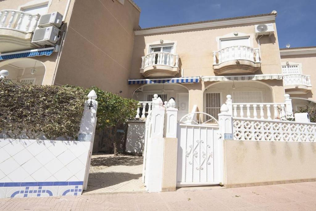 The Triana Townhouse Villa Ciudad Quesada Bagian luar foto